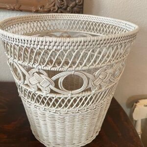 Vintage Very Sweet White Wicker Waste Basket with Beautiful Detailing